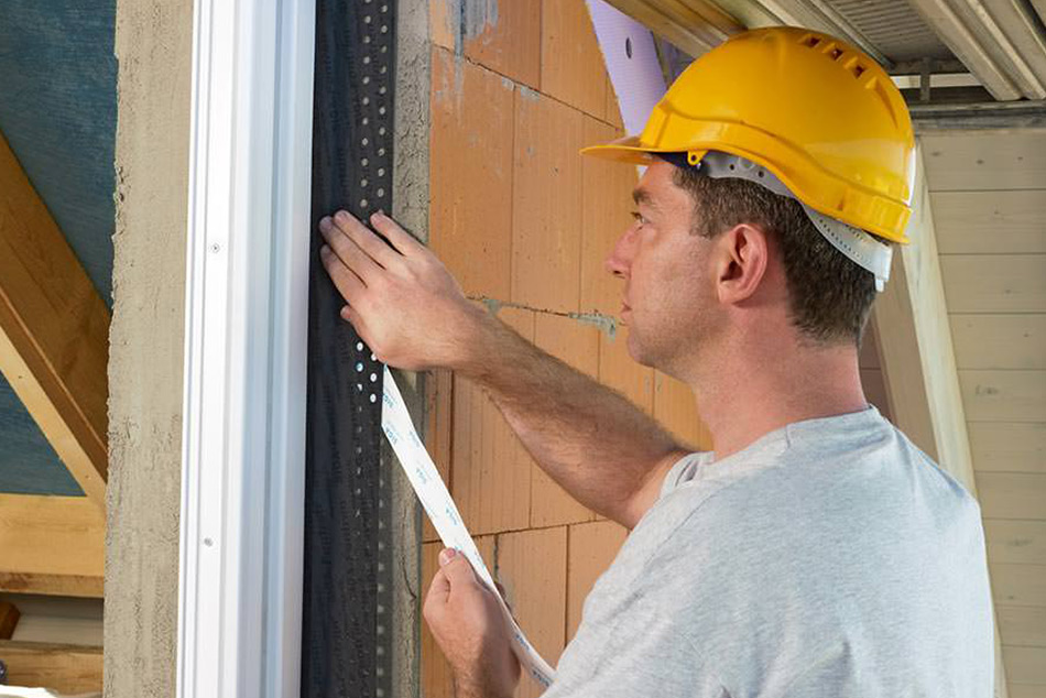 Пространството около дограмата трябва да се уплътни правилно